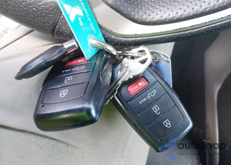 2023 Toyota Tundra Limited из США, поврежденный, VIN 5TFJA5AB0PX020717